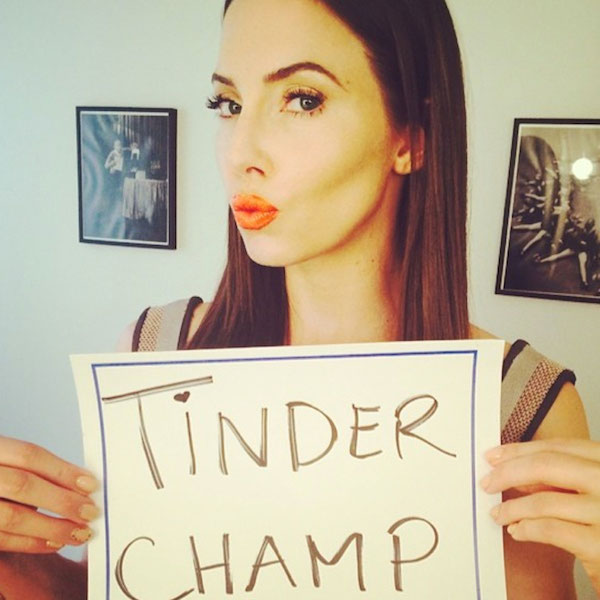 14TinderDate_popsugar