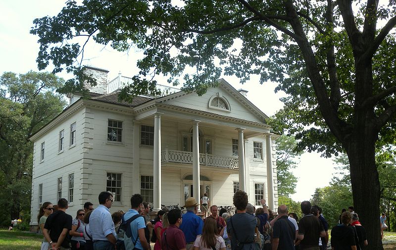 800px-Italians_at_Morris_Jumel_Mansion_jeh.33225225_std