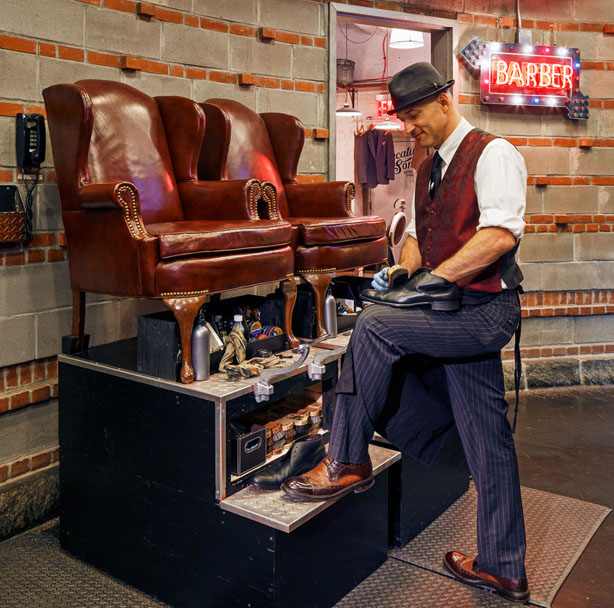 Kevin Tuohy/Chelsea Market/Esquire shoeshine