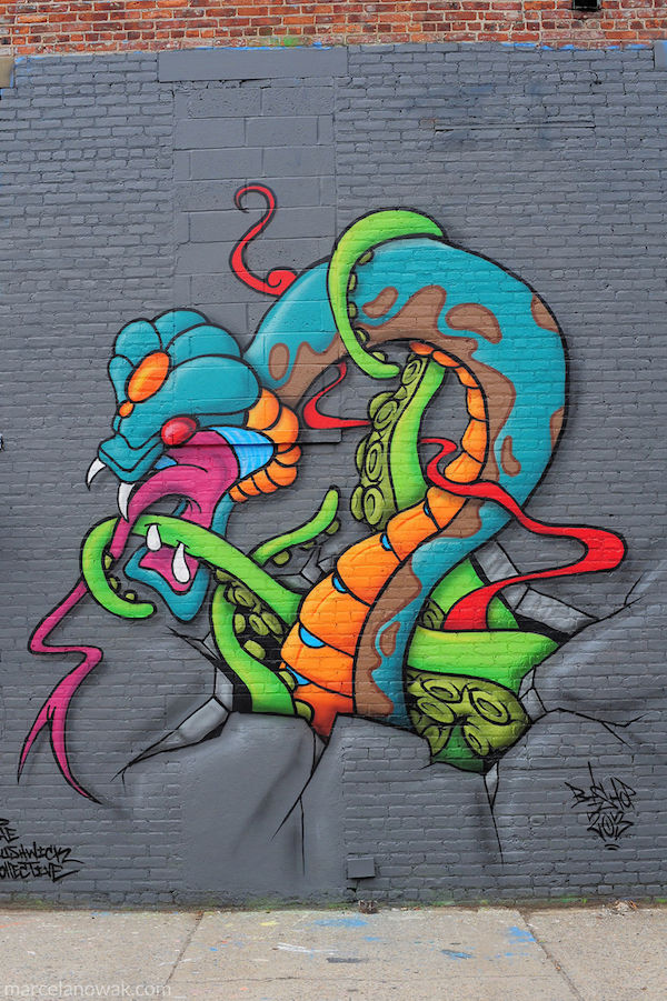 Amazing-Bushwick-Collective-Street-Art-Photos-taken-by-Marcela-Nowak-part.234__880