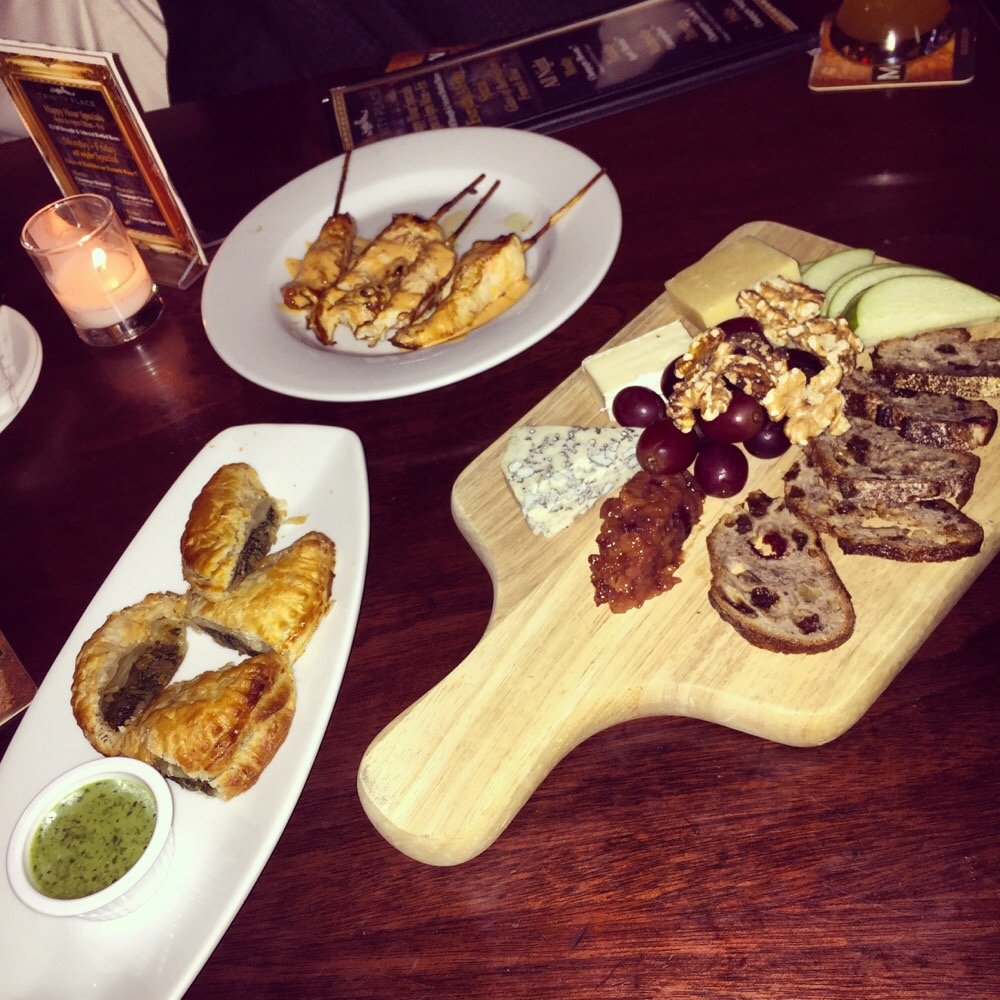 Trinity Place Bar and Restaurant