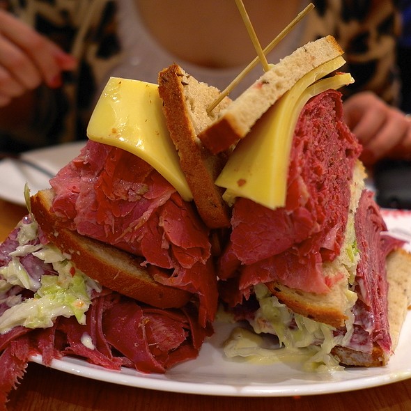 10Carnegie Deli_cristy