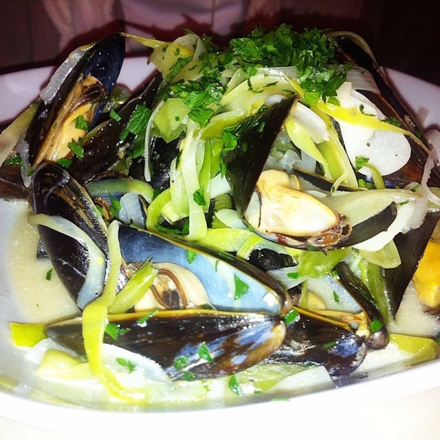 [via Howie L/foodspotting.com]