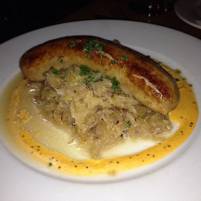 [via Scandentia/foodspotting.com]