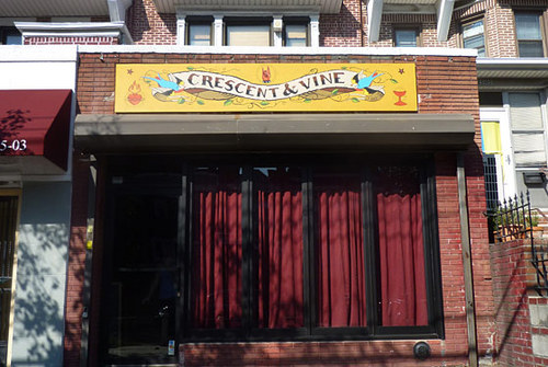 crescentandwine2