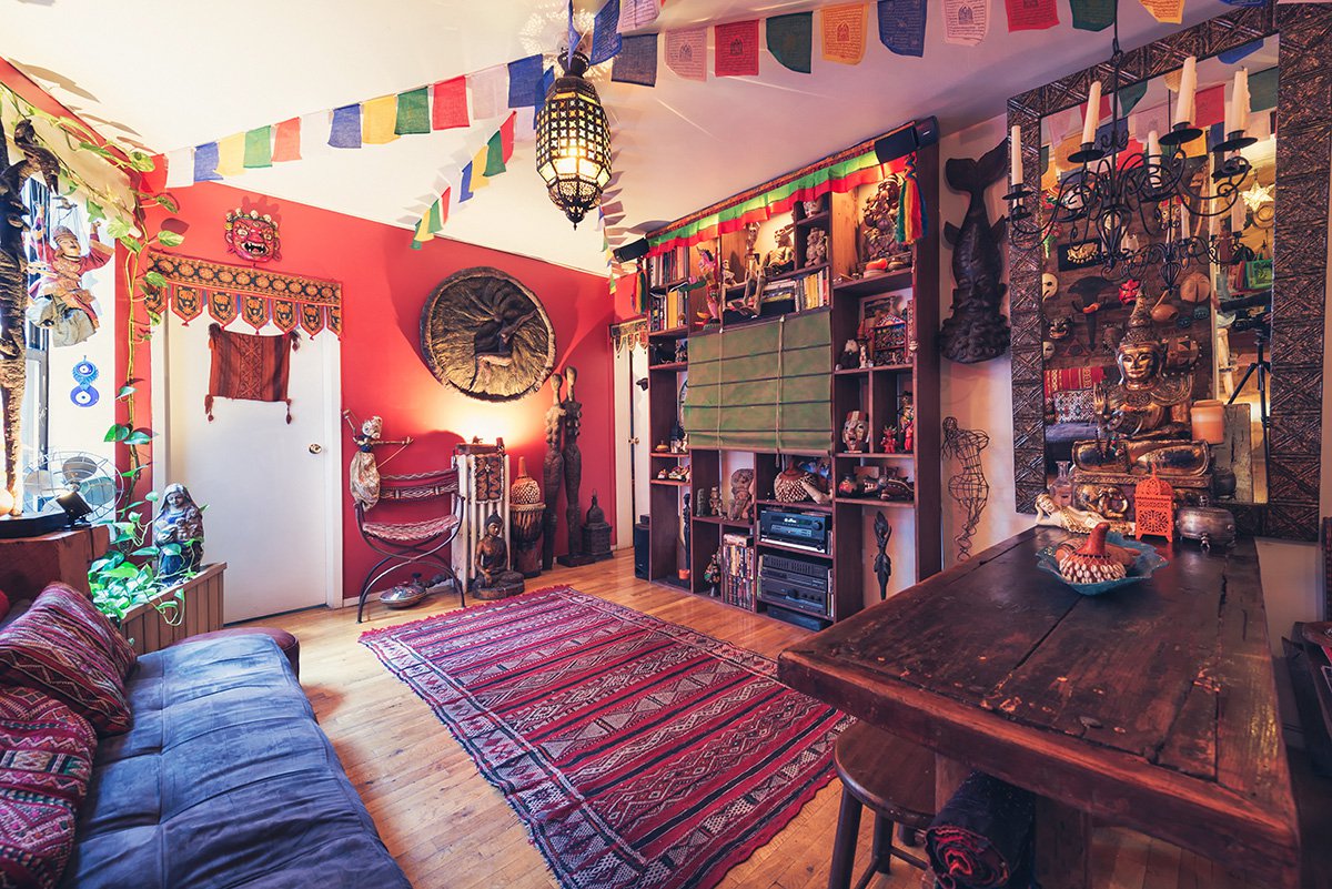 Hector-Casteneda-Spanish-Harlem-Apartment-12
