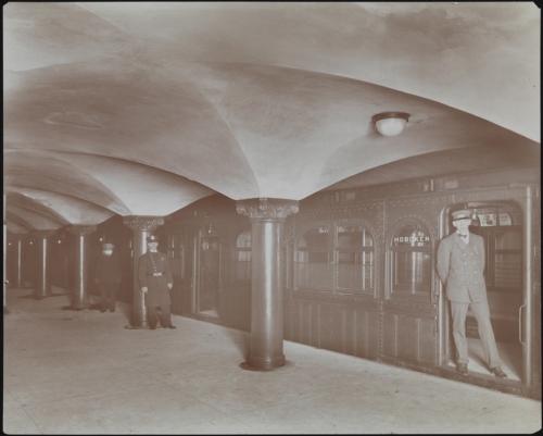 04 Byron Company (New York, N.Y.). Subway, Hudson Tubes. ca. 1908
